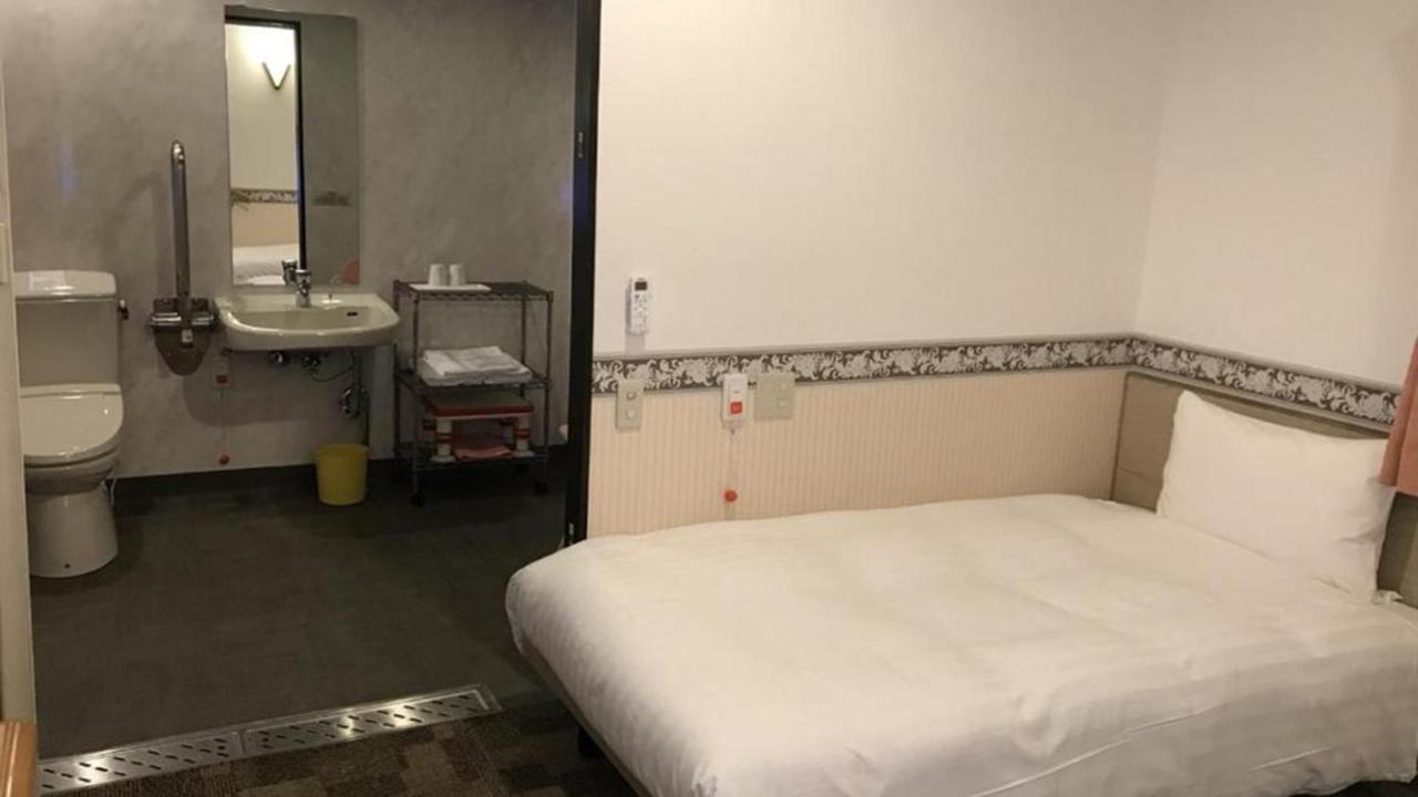 Toyoko Inn Sendai Higashi-Guchi No 2 Exterior foto